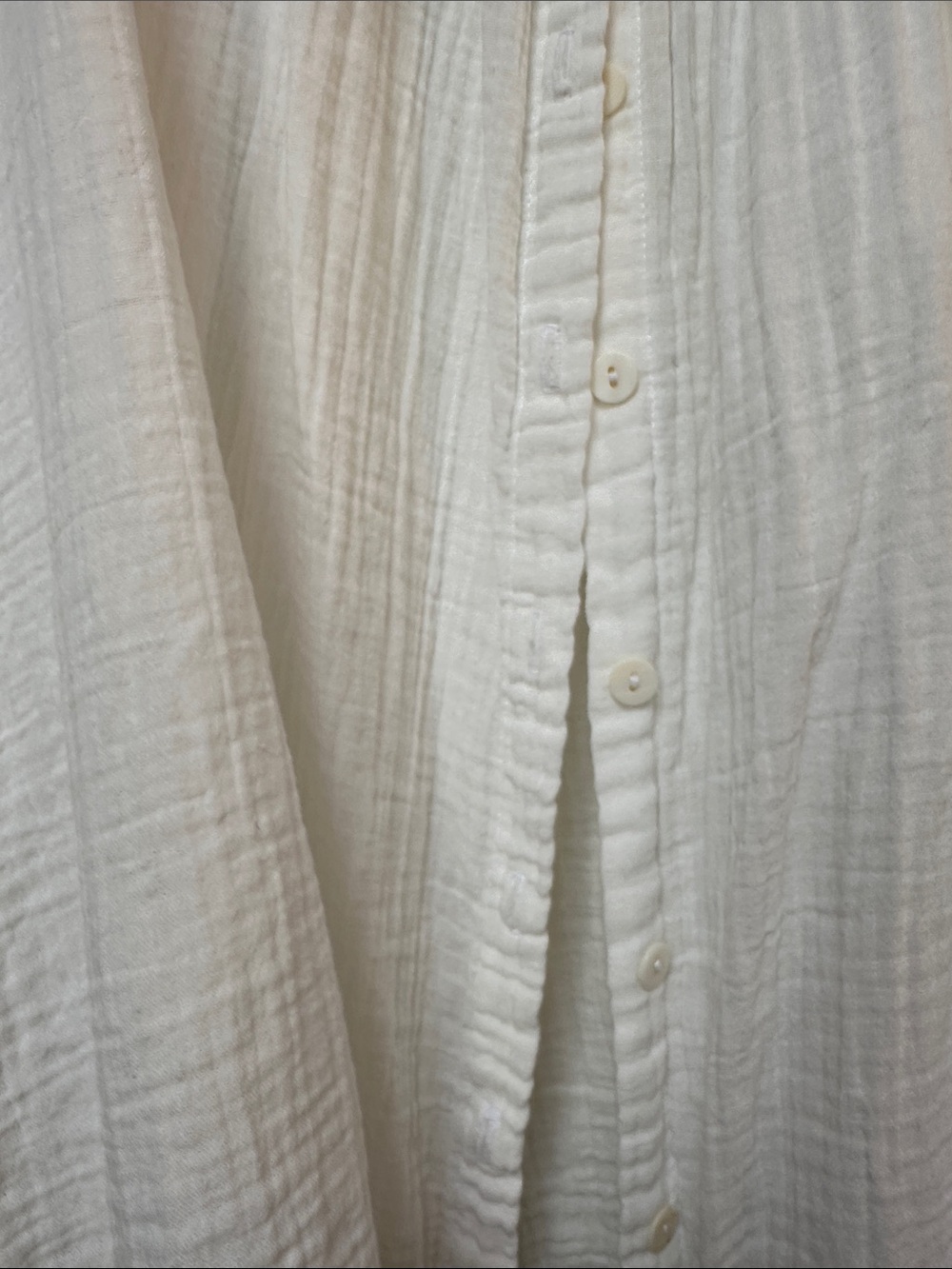 9 Seed White Gauze Button-Front Blouse - Picture 3 of 6
